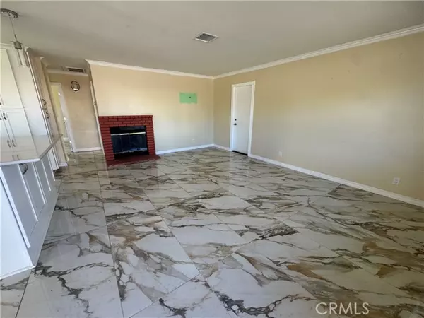 Canyon Lake, CA 92587,23561 Clara