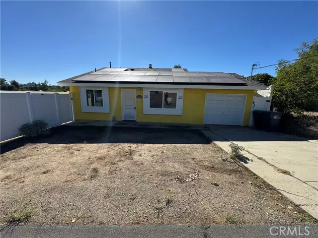 Canyon Lake, CA 92587,23561 Clara
