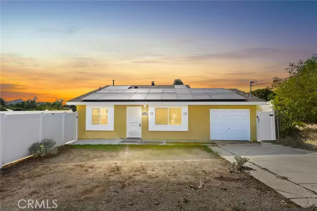 Canyon Lake, CA 92587,23561 Clara