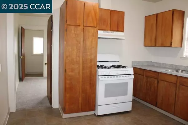 Richmond, CA 94804,5918 ALAMEDA AVE. 5918