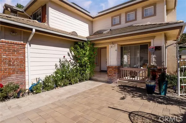 Canyon Country, CA 91387,29668 Mammoth