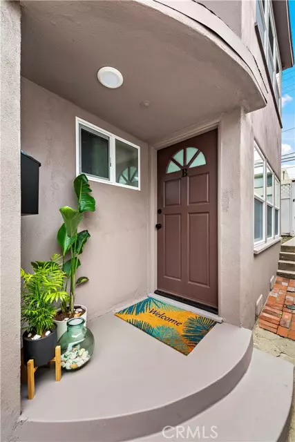 Laguna Beach, CA 92651,432 N Coast B