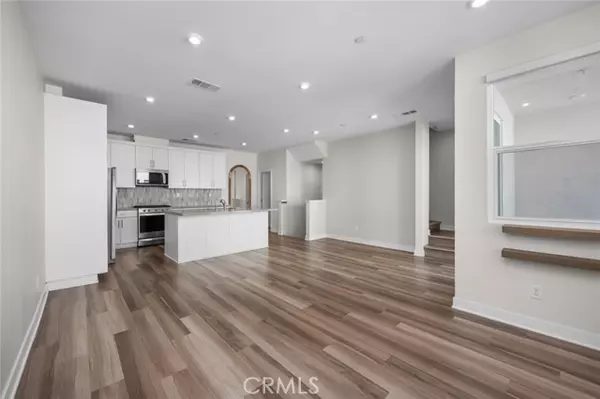 Anaheim, CA 92805,1206 W Cara