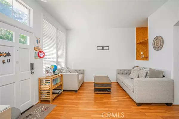 Anaheim Hills, CA 92808,8136 E Naples