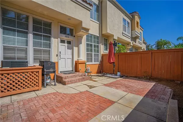 Anaheim Hills, CA 92808,8136 E Naples