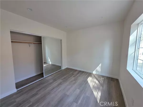 San Fernando, CA 91340,11572 1/4 Amboy AVE