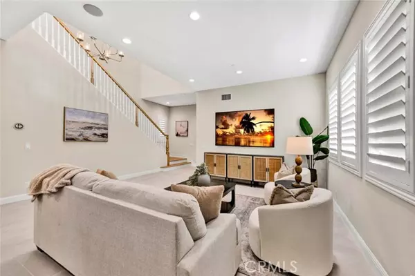 Lake Forest, CA 92630,98 Pinnacle Dr