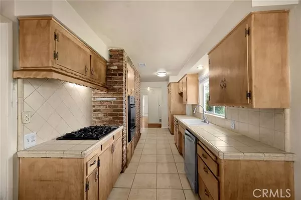 Brea, CA 92821,616 Linden WAY