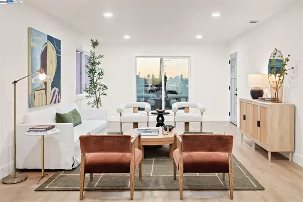 San Leandro, CA 94579,14700 Acacia St