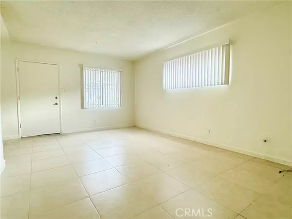 Anaheim, CA 92801,1168 N Mayfair AVE 3