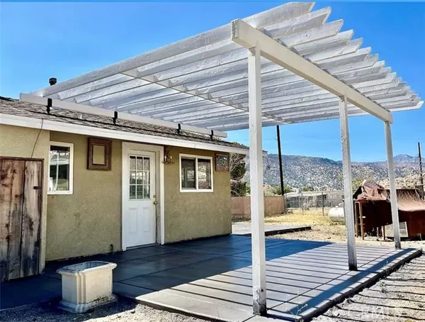 2217 Young, Lake Isabella, CA 93240