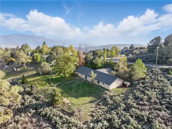 Tehachapi, CA 93561,24980 Sunset WAY
