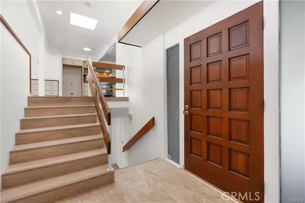 San Pedro, CA 90732,2105 W Paseo Del Mar