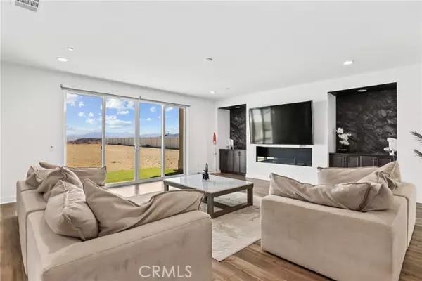 Palmdale, CA 93551,3743 Eliopulos RNCH