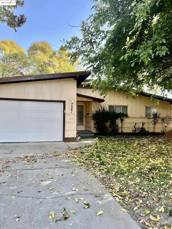 7241 Milford St, Sacramento, CA 95822-4822