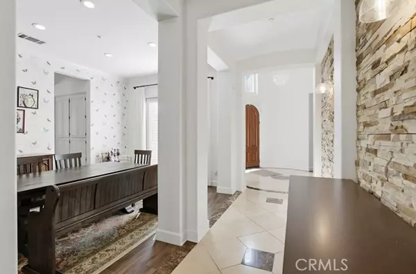 Escondido, CA 92026,26161 Wyndemere CT