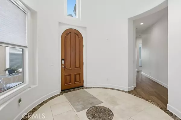 Escondido, CA 92026,26161 Wyndemere CT