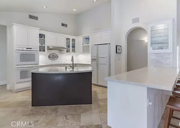 Canyon Country, CA 91387,15357 Iron CYN