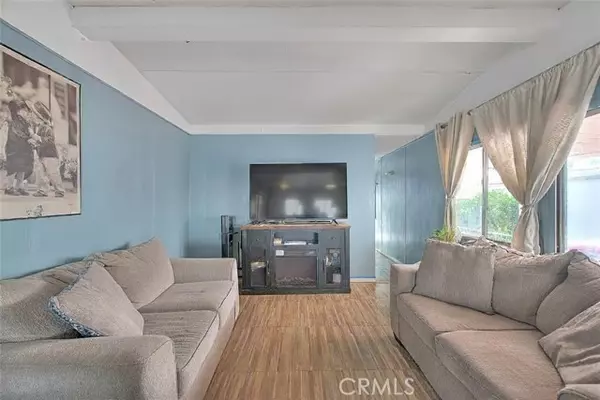 Fontana, CA 92335,17333 Valley Blvd. 15E