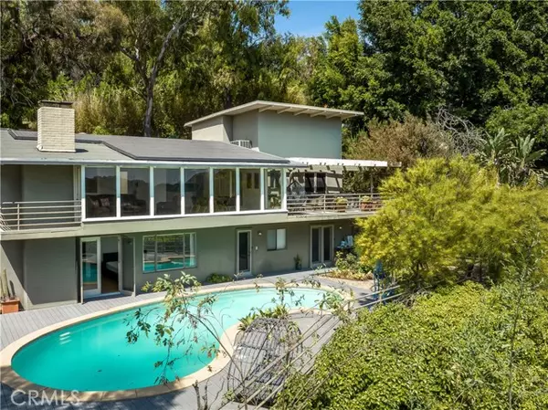 2870 Benedict CYN, Beverly Hills, CA 90210
