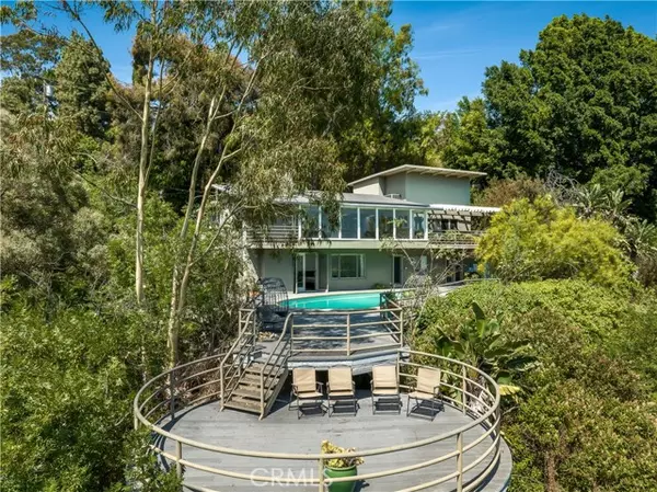 Beverly Hills, CA 90210,2870 Benedict CYN