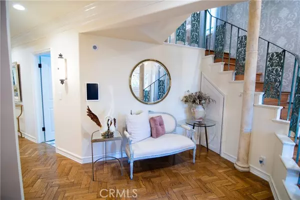 Long Beach, CA 90803,5770 E Lucia