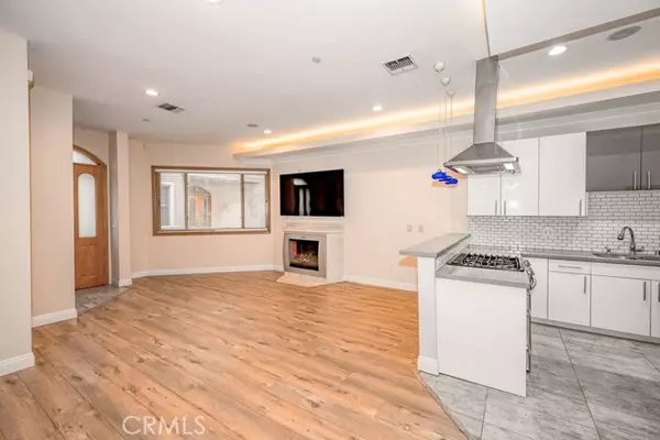 Burbank, CA 91505,216 N Buena Vista ST 113