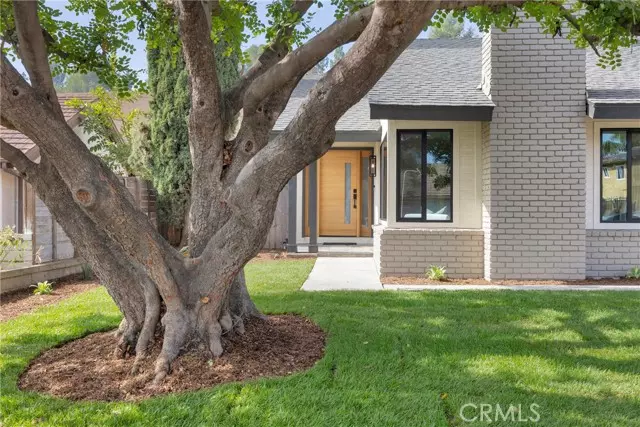 2725 Deerpark, Fullerton, CA 92835