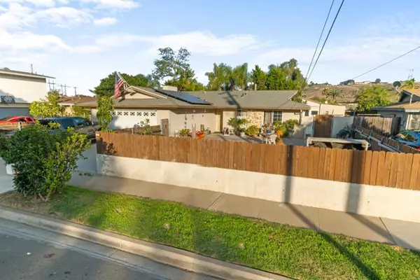 Oceanside, CA 92054,128 Frontier Ln