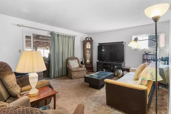 Oceanside, CA 92054,3231 Roberta LN