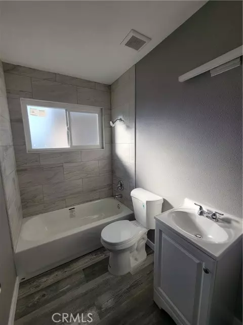 Long Beach, CA 90805,409 E Market