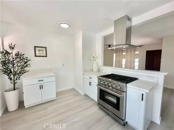 Pomona, CA 91766,1638 Vejar