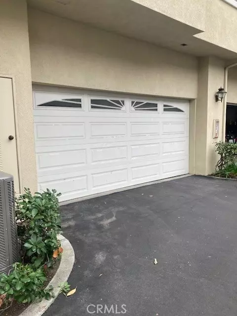 Aliso Viejo, CA 92656,83 Pamplona