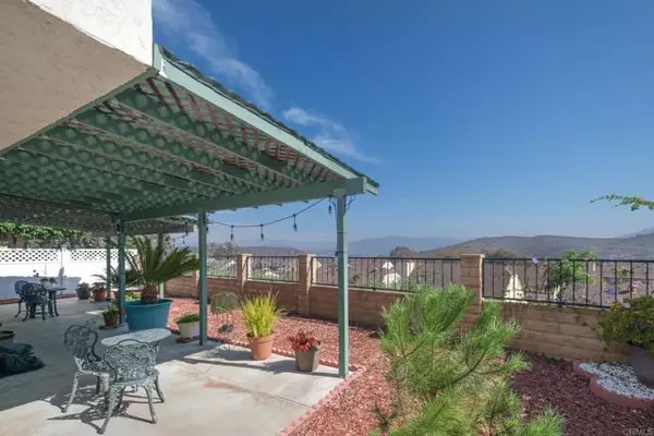 Spring Valley, CA 91978,10865 Charing Cross RD