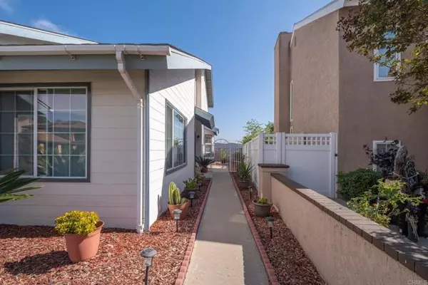 Spring Valley, CA 91978,10865 Charing Cross RD