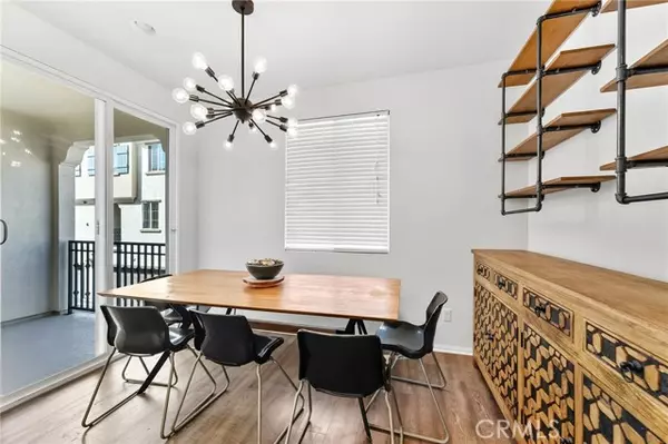 Upland, CA 91786,152 Dorsett