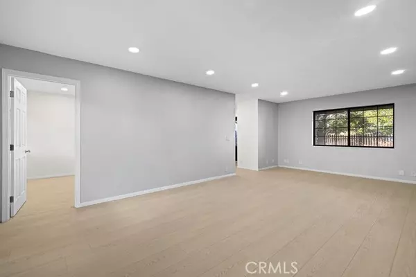 Palmdale, CA 93551,40721 25th