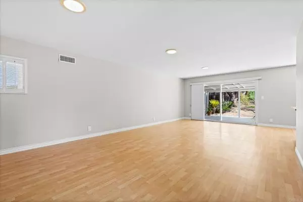 Chula Vista, CA 91911,1665 Melrose AVE