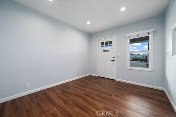 Orange, CA 92865,2283 N Batavia ST