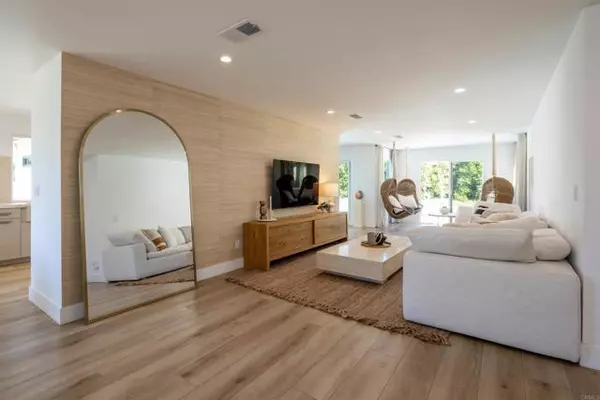 Oceanside, CA 92054,1711 Grandview ST