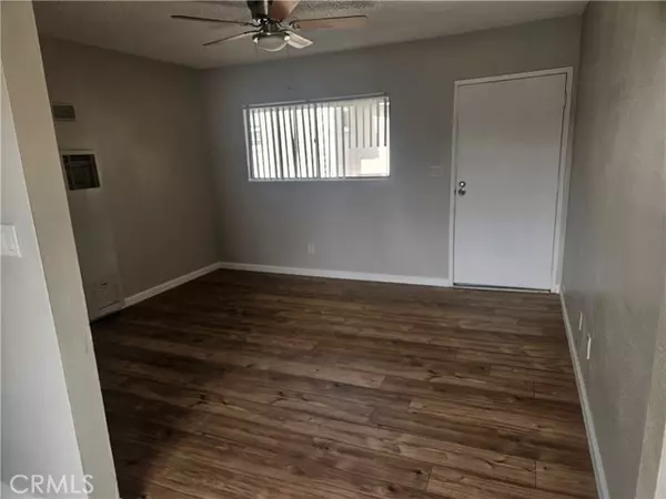 Azusa, CA 91702,530 N San Gabriel AVE 11