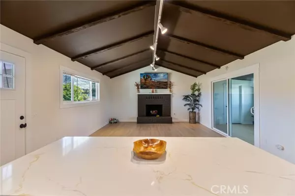 Apple Valley, CA 92308,9516 Yucca ST