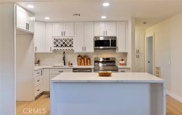 Apple Valley, CA 92308,9516 Yucca ST