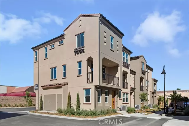 2211 W Orange, Anaheim, CA 92804