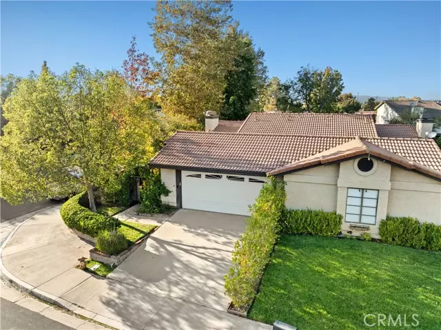 23379 Calle Arino, Valencia, CA 91355