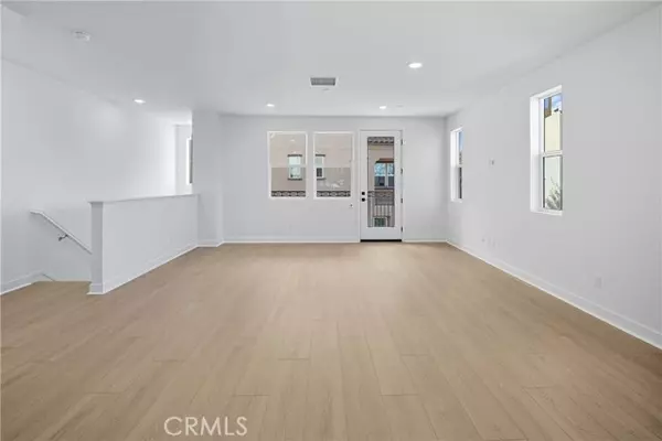 Anaheim, CA 92804,2217 W Orange