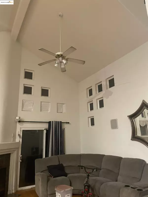 Brentwood, CA 94513,83 Palm Dr