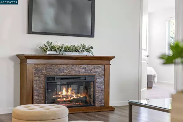 Brentwood, CA 94513,951 Dainty Ave