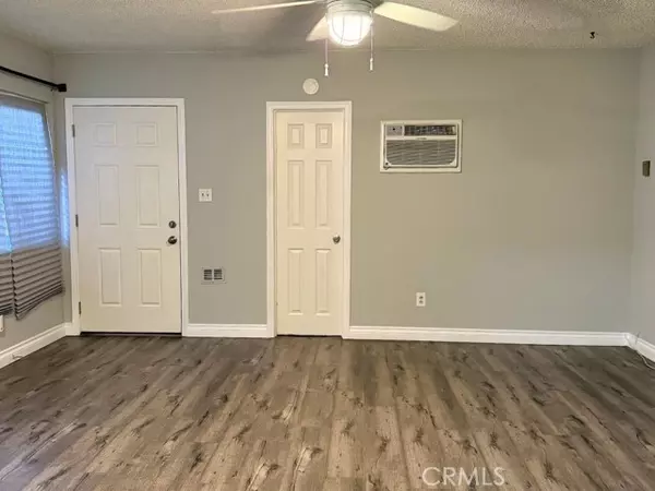 Long Beach, CA 90805,273 E 52nd