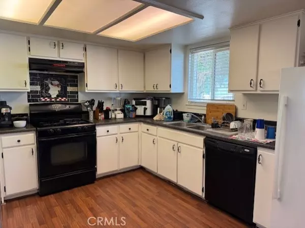 Apple Valley, CA 92307,16730 Pawnee